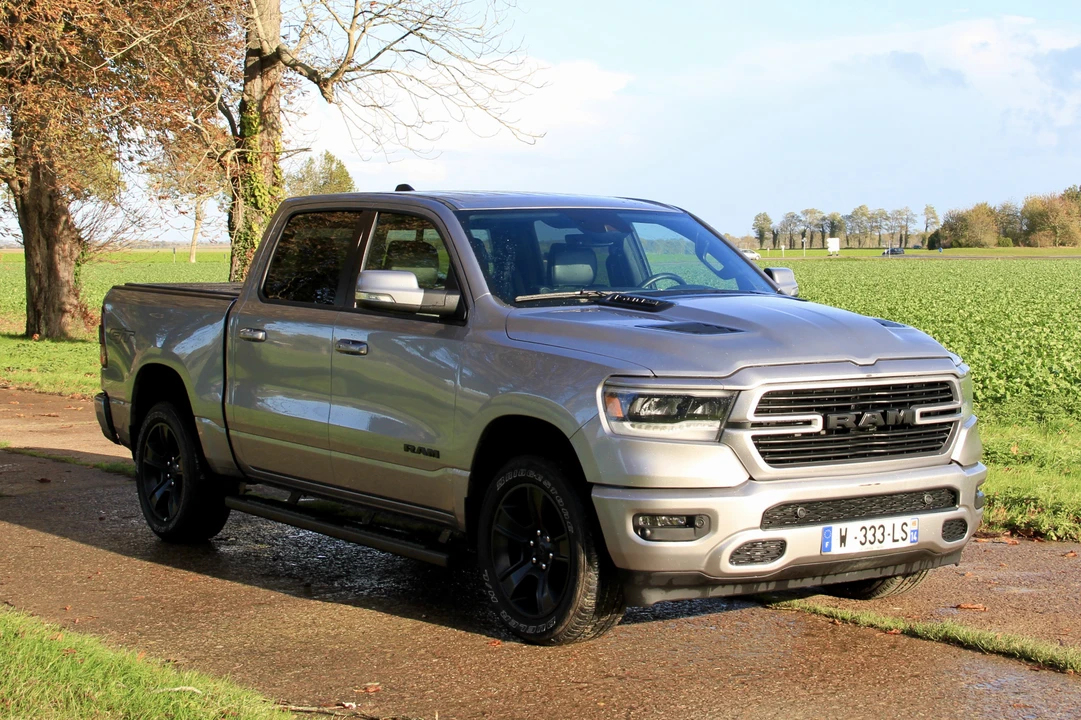 2022 Dodge Ram 4th Gen - Image 2 of 2