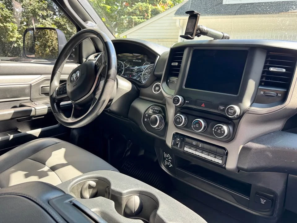 2022 Ram 2500 - Image 9 of 11
