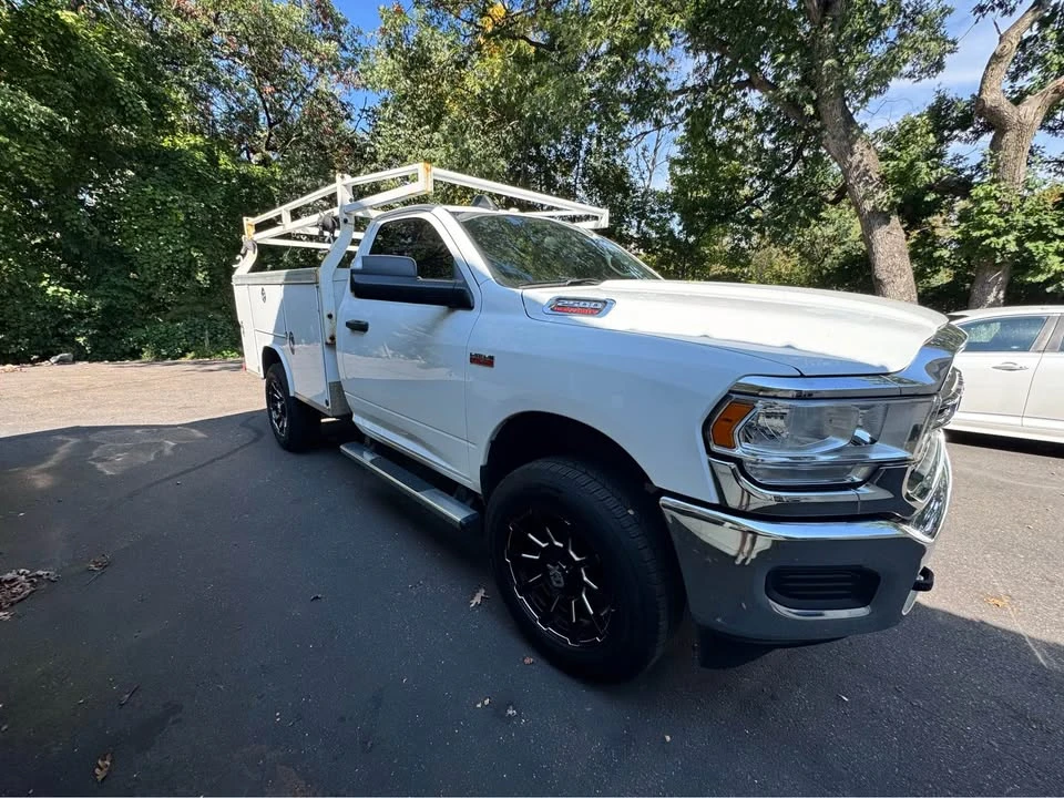 2022 Ram 2500 - Image 3 of 11