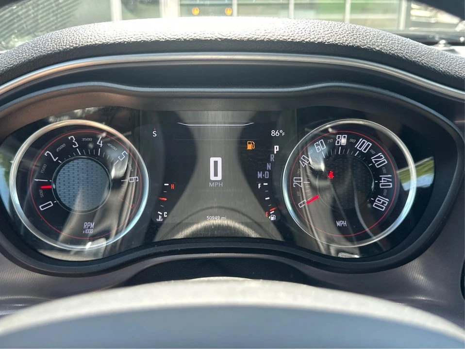 2022 Dodge Challenger 3rd Gen - Image 15 of 19