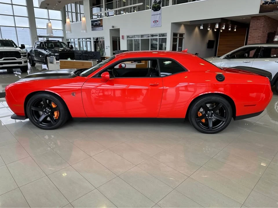 2022 Dodge Challenger SRT Hellcat 3rd Gen - Image 5 of 13