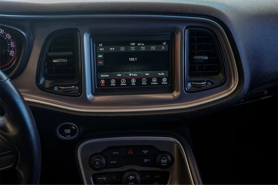 2022 Dodge Challenger 3rd Gen - Image 9 of 16