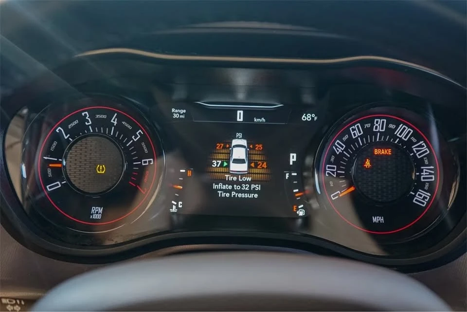 2022 Dodge Challenger 3rd Gen - Image 11 of 16