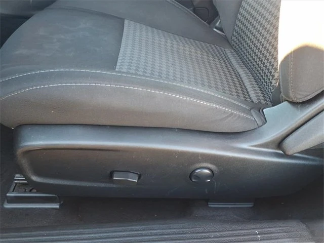 2022 Dodge Challenger 3rd Gen - Image 7 of 17