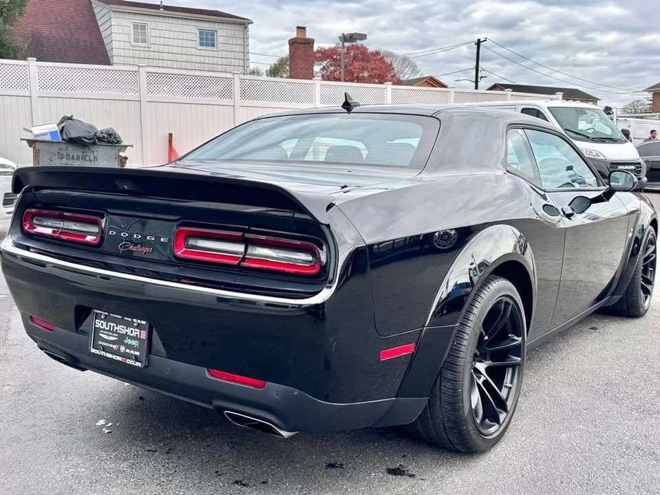 2022 Dodge Challenger 3rd Gen - Image 7 of 20