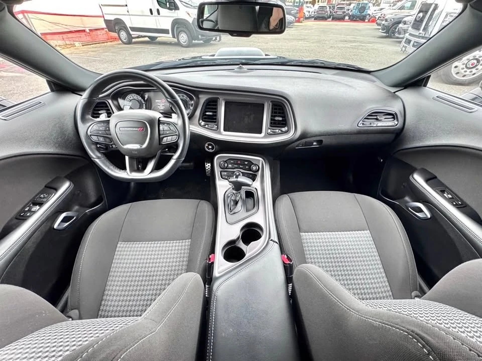 2022 Dodge Challenger 3rd Gen - Image 10 of 20