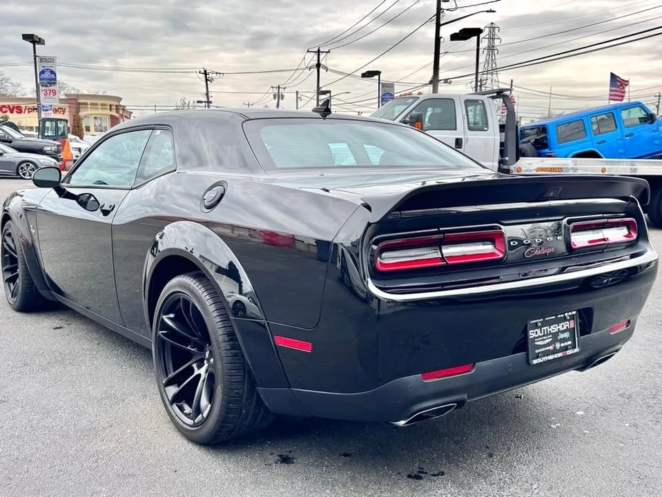 2022 Dodge Challenger 3rd Gen - Image 5 of 20