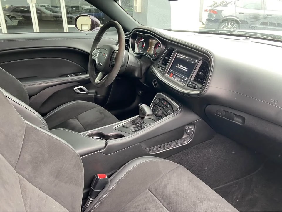 2022 Dodge Challenger 3rd Gen - Image 14 of 15