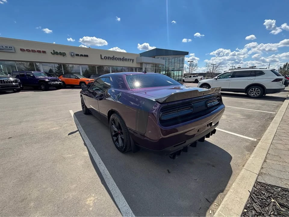 2022 Dodge Challenger 3rd Gen - Image 4 of 12