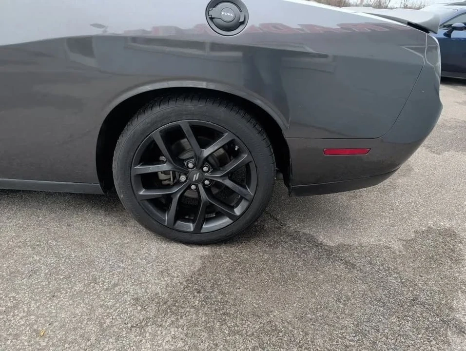 2022 Dodge Challenger 3rd Gen - Image 10 of 19