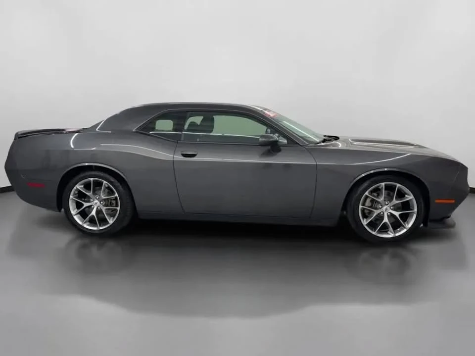 2022 Dodge Challenger 3rd Gen - Image 5 of 15