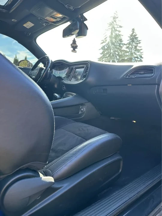2022 Dodge Challenger 3rd Gen - Image 7 of 12