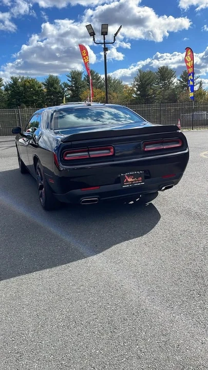 2022 Dodge Challenger 3rd Gen - Image 4 of 7