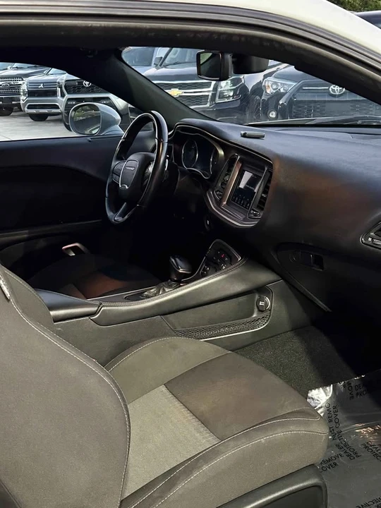 2022 Dodge Challenger 3rd Gen - Image 8 of 11