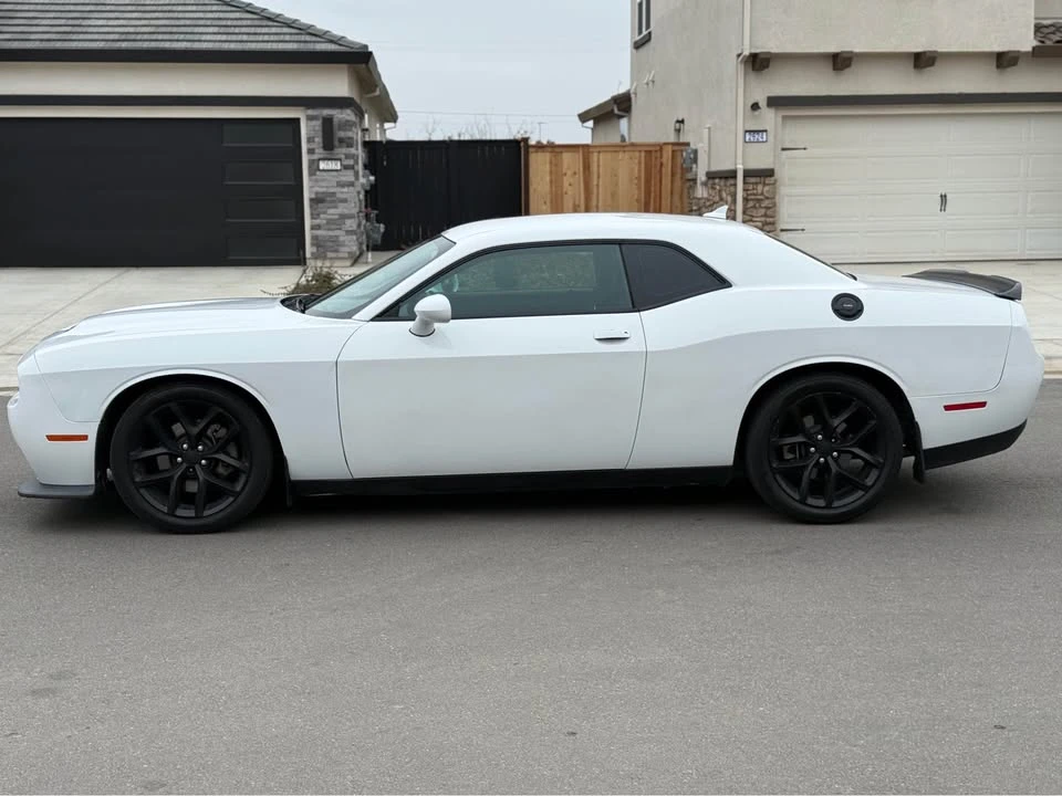 2022 Dodge Challenger 3rd Gen - Image 7 of 17
