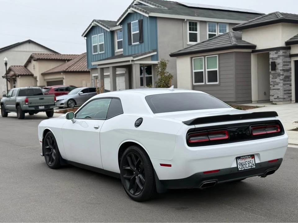 2022 Dodge Challenger 3rd Gen - Image 6 of 17
