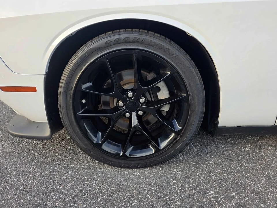 2022 Dodge Challenger 3rd Gen - Image 9 of 13