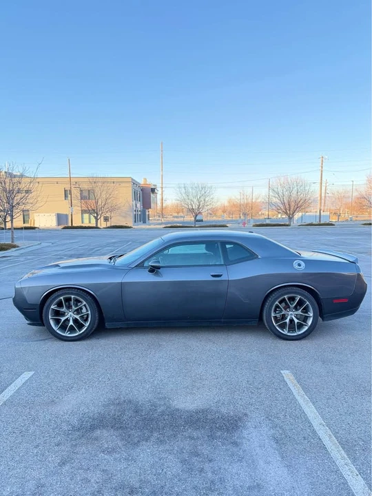 2022 Dodge Challenger 3rd Gen - Image 4 of 11