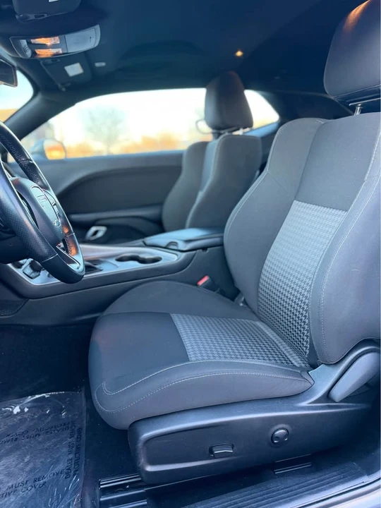 2022 Dodge Challenger 3rd Gen - Image 9 of 11