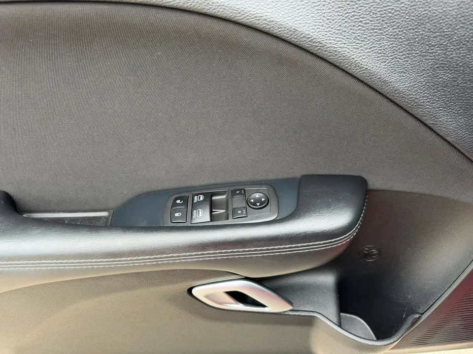 2022 Dodge Challenger 3rd Gen - Image 19 of 20