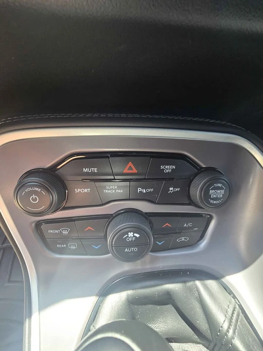 2022 Dodge Challenger 3rd Gen - Image 5 of 6
