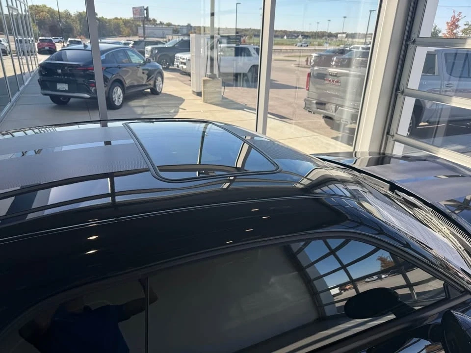 2022 Dodge Challenger SRT Hellcat 3rd Gen - Image 8 of 10