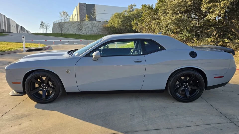 2022 Dodge Challenger SRT Hellcat 3rd Gen - Image 4 of 14