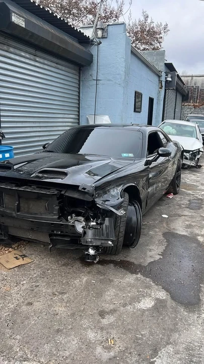 2022 Dodge Challenger SRT Hellcat 3rd Gen - Image 9 of 10