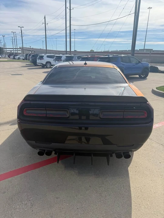 2022 Dodge Challenger SRT Hellcat 3rd Gen - Image 9 of 10