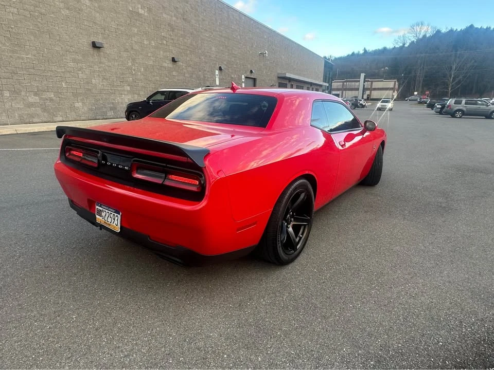 2022 Dodge Challenger SRT Hellcat 3rd Gen - Image 6 of 12