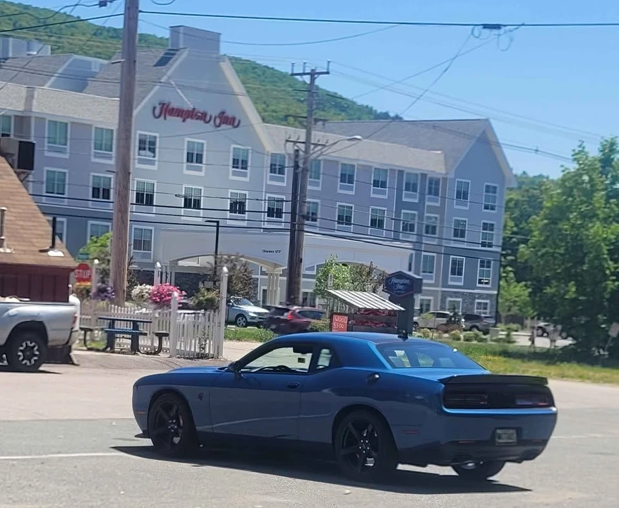 2022 Dodge Challenger SRT Hellcat 3rd Gen - Image 5 of 14