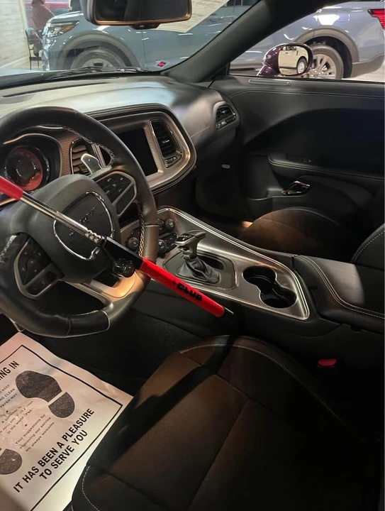2022 Dodge Challenger SRT Hellcat 3rd Gen - Image 10 of 15