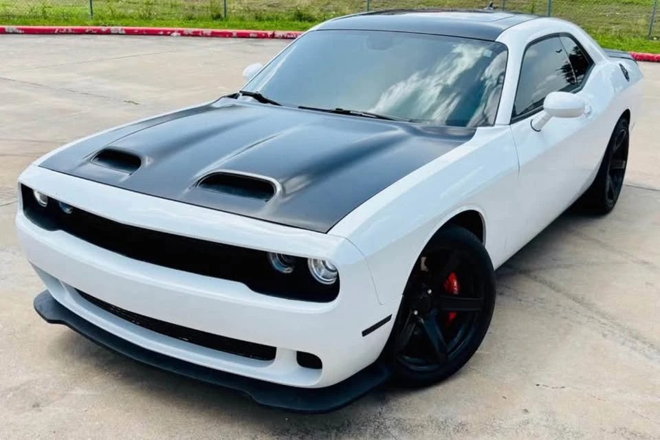 2022 Dodge Challenger SRT Hellcat 3rd Gen - Image 2 of 20