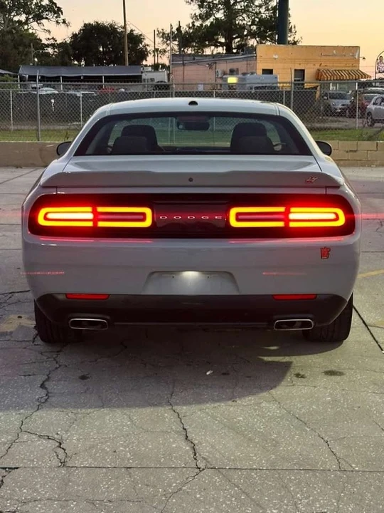 2022 Dodge Challenger 3rd Gen - Image 4 of 14
