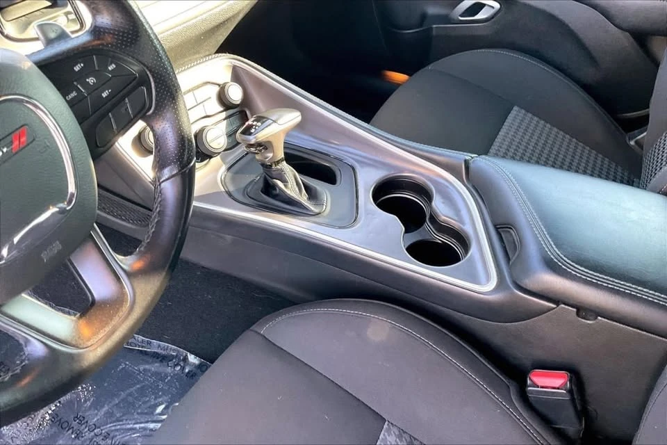 2022 Dodge Challenger 3rd Gen - Image 15 of 20