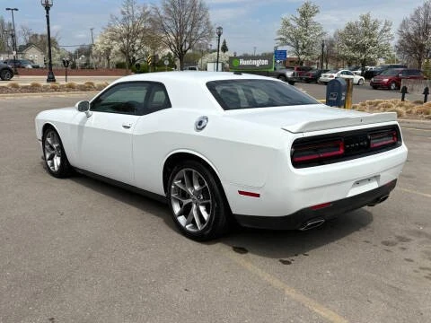2022 Dodge Challenger 3rd Gen - Image 10 of 18
