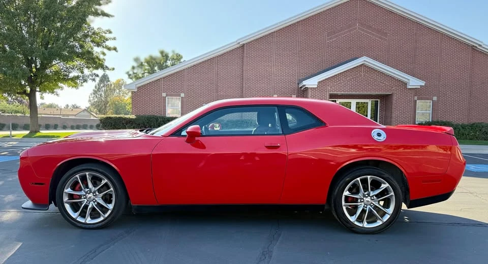 2022 Dodge Challenger 3rd Gen - Image 6 of 15