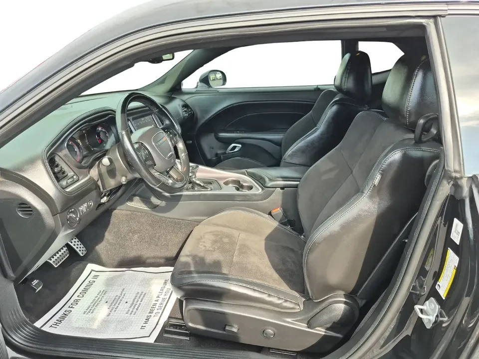 2022 Dodge Challenger 3rd Gen - Image 10 of 11