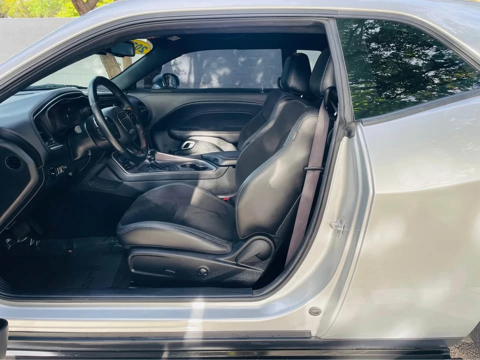 2022 Dodge Challenger 3rd Gen - Image 9 of 15