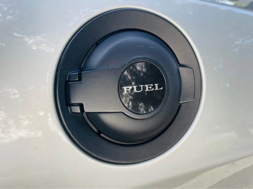 2022 Dodge Challenger 3rd Gen - Image 14 of 15