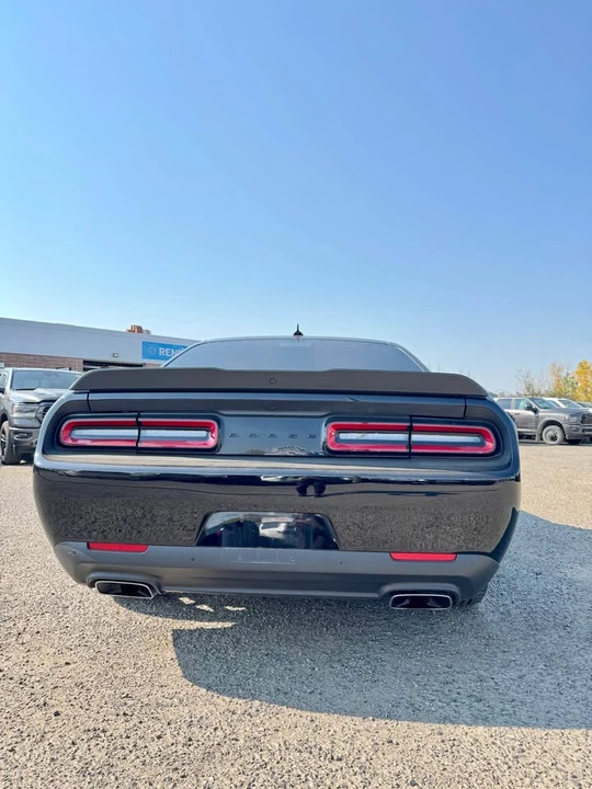 2022 Dodge Challenger 3rd Gen - Image 4 of 12