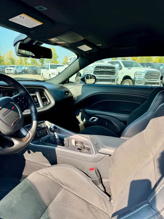 2022 Dodge Challenger 3rd Gen - Image 9 of 12