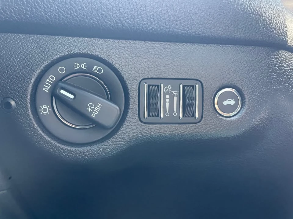 2022 Dodge Challenger 3rd Gen - Image 18 of 20