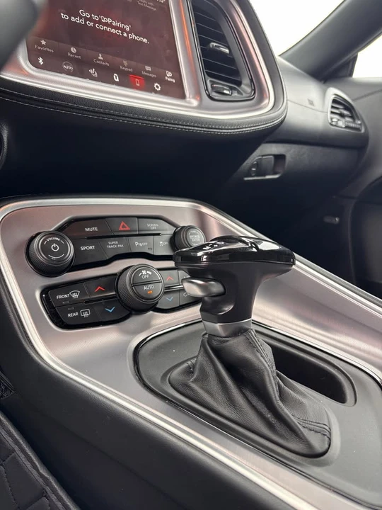 2022 Dodge Challenger 3rd Gen - Image 11 of 15