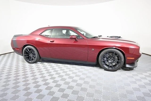 2022 Dodge Challenger SRT8 & 392 3rd Gen - Image 7 of 19