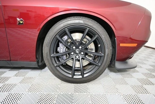 2022 Dodge Challenger SRT8 & 392 3rd Gen - Image 11 of 19