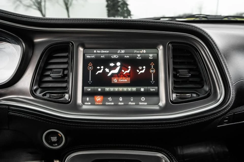2022 Dodge Challenger 3rd Gen - Image 7 of 8