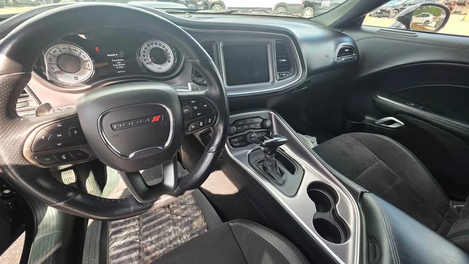2022 Dodge Challenger 3rd Gen - Image 6 of 10