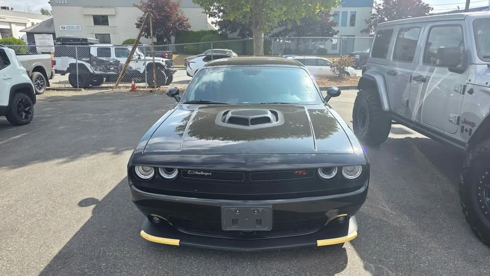 2022 Dodge Challenger 3rd Gen - Image 3 of 10