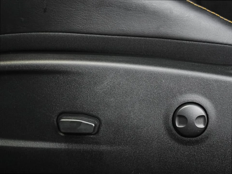 2022 Dodge Challenger SRT8 & 392 3rd Gen - Image 15 of 19